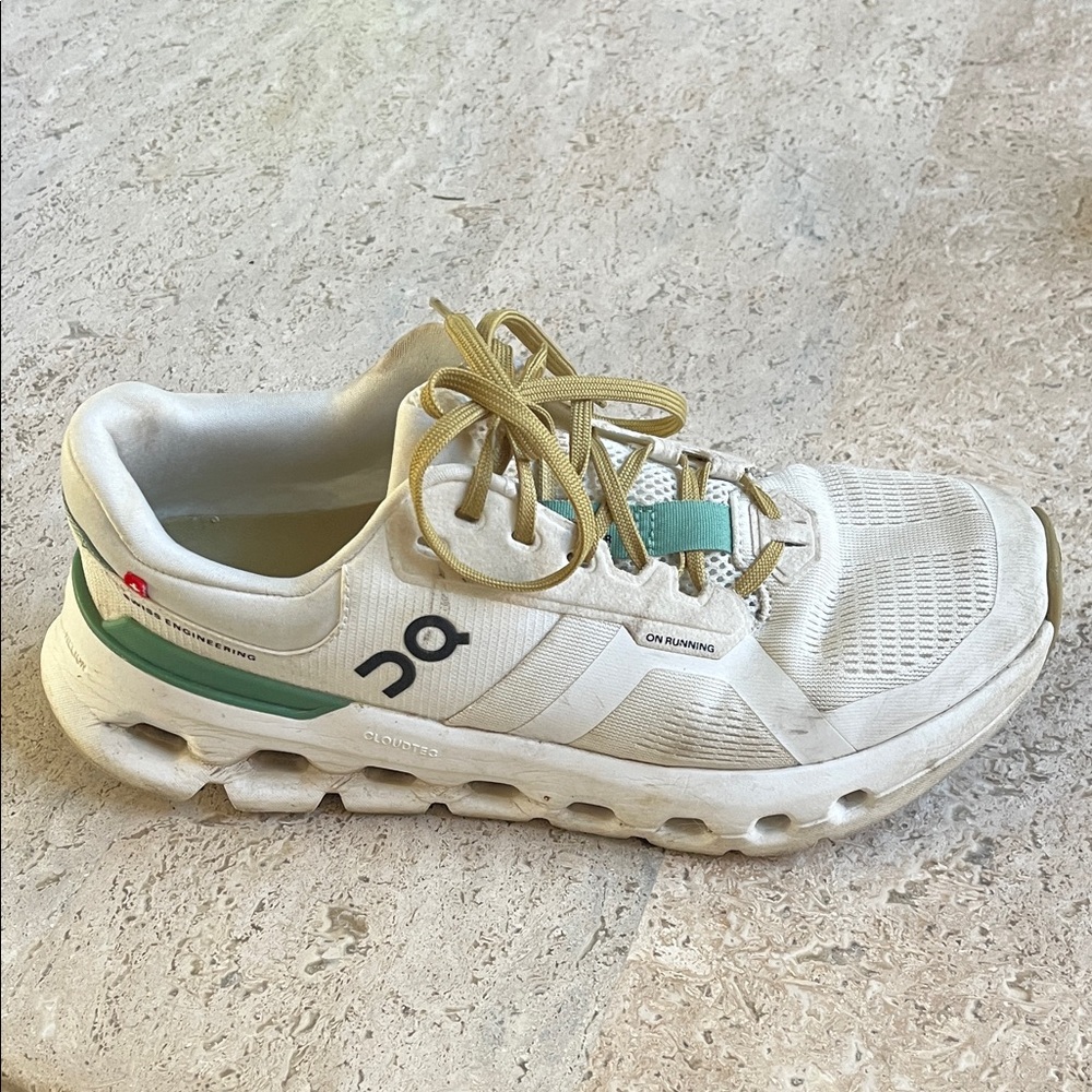 On Cloud Sneakers in White and Green - Picture 2 of 10